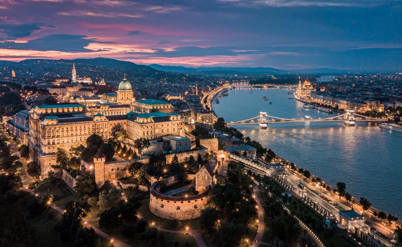 Premium Buda Castle Apartment Budapest Eksteriør billede
