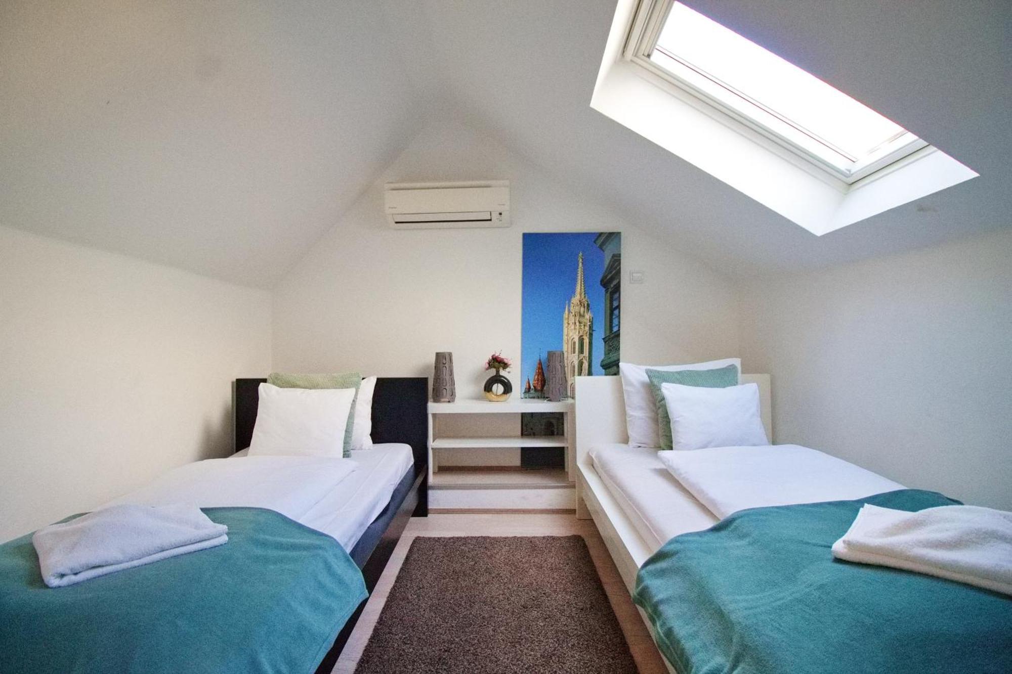 Premium Buda Castle Apartment Budapest Eksteriør billede